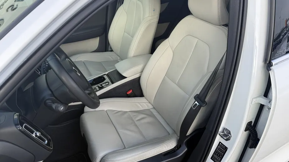 VOLVO XC40 XC40 B5 B AWD Inscription aut