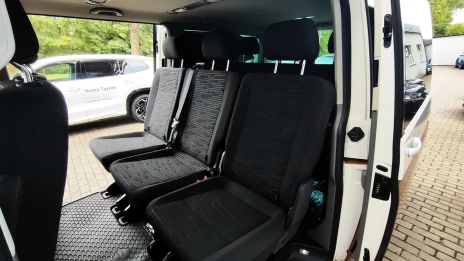 VOLKSWAGEN Transporter Transporter T6 TDI L2 DSG