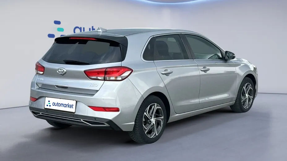 HYUNDAI i30 i30 1.0 T-GDI Smart