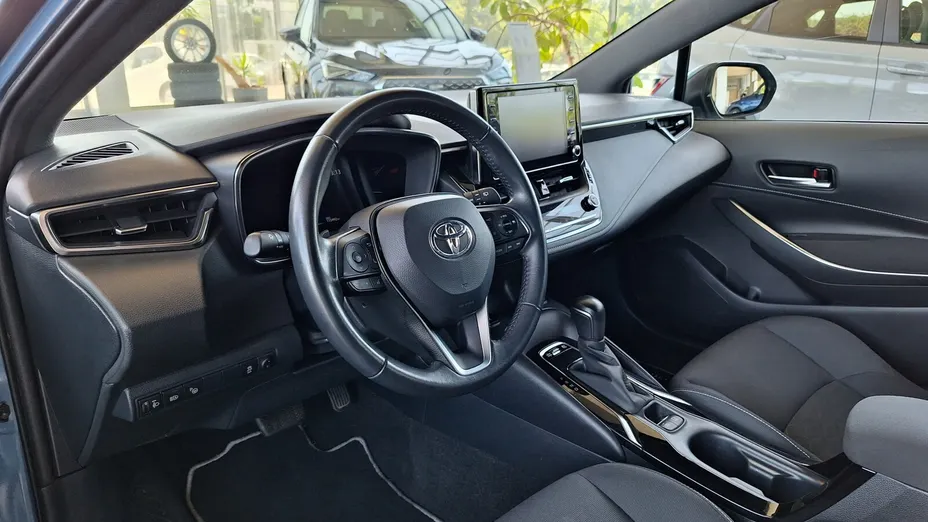 TOYOTA Corolla Corolla 2.0 Hybrid Comfort