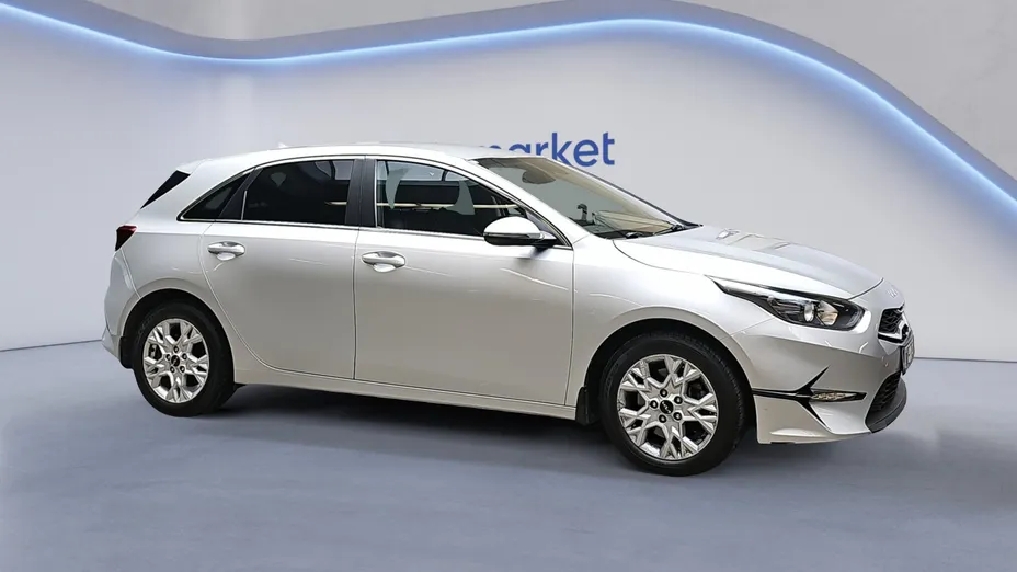 KIA Cee'd Ceed 1.5 T-GDI L