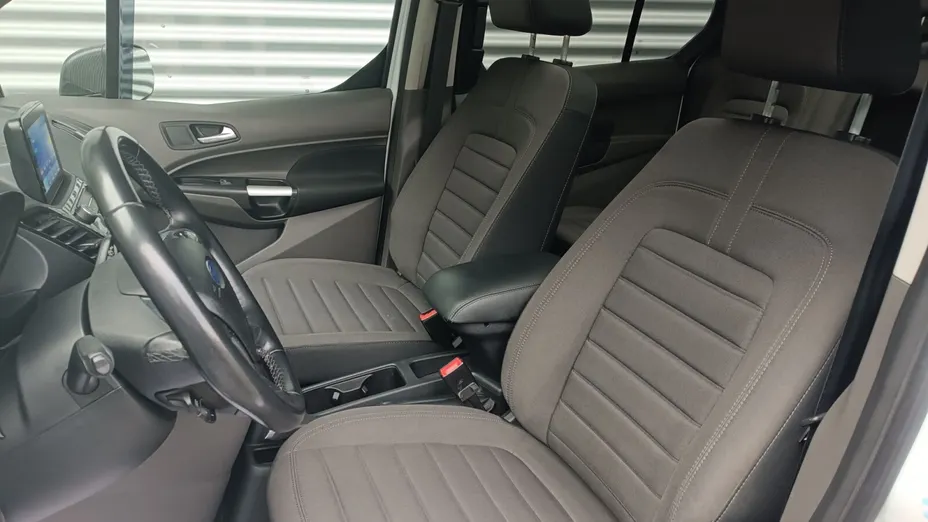 FORD Tourneo Connect Gr. Tourneo Connect 1.5 TDCi Titanium PowerShift