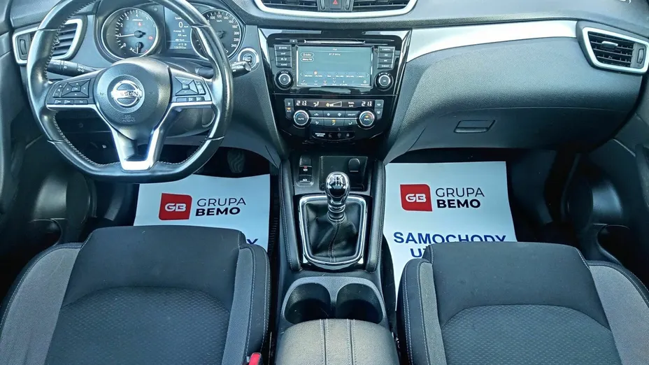 NISSAN Qashqai Qashqai 1.3 DIG-T N-Connecta