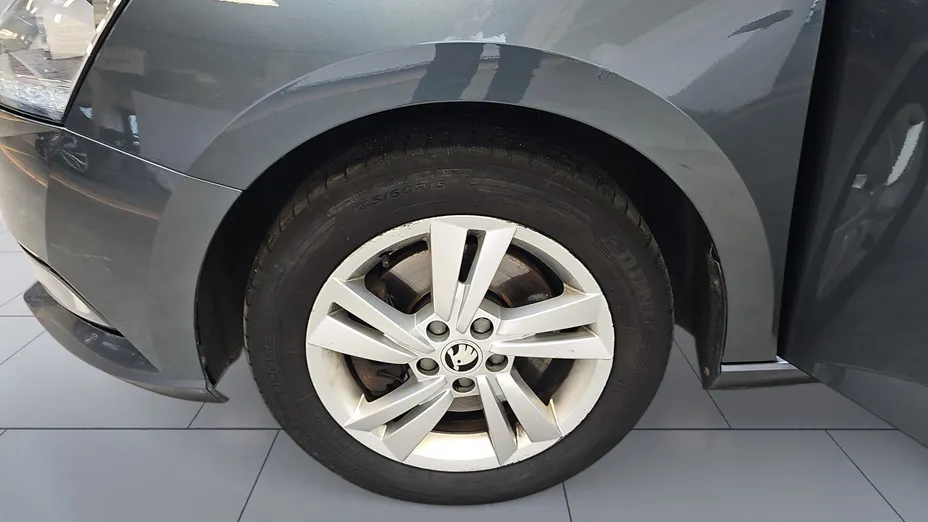 SKODA Fabia Fabia 1.0 TSI Ambition