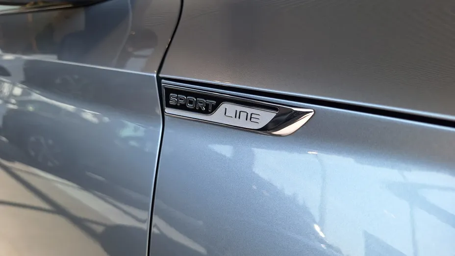 SKODA Superb Superb 2.0 TDI SCR Sportline DSG