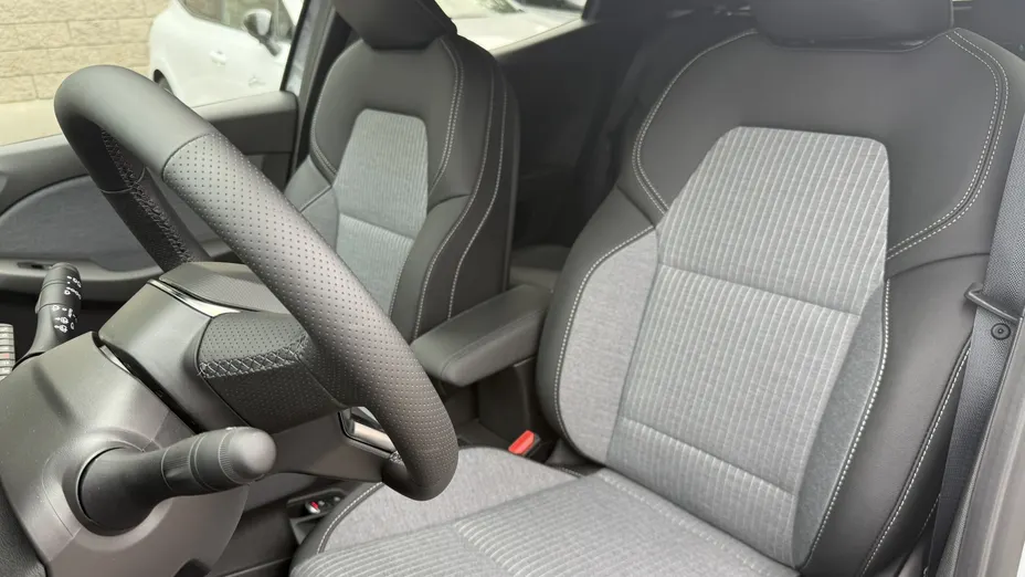 RENAULT Clio Clio 1.0 TCe Techno LPG Nowy
