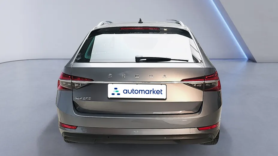 SKODA Superb Superb 2.0 TDI SCR Ambition