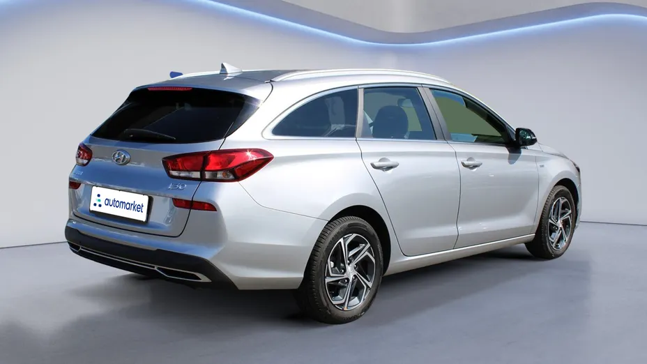 HYUNDAI i30 i30 1.5 T-GDI 48V Smart