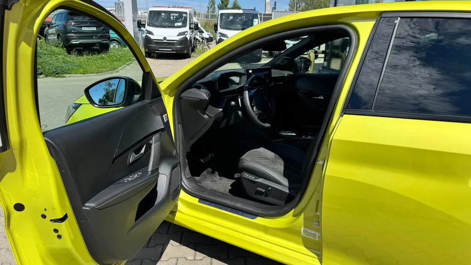 PEUGEOT 208 208 1.2 mHEV GT