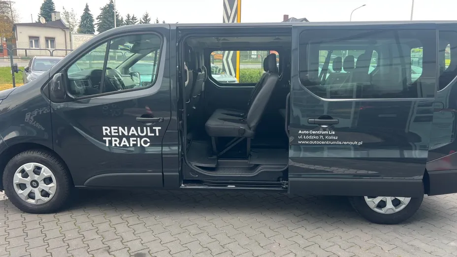 RENAULT Trafic Trafic Kombi 2.0 Blue dCi L2 Equilibre EDC Nowy