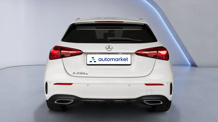 MERCEDES-BENZ A Klasa A 250 e PHEV AMG Line 8G-DCT