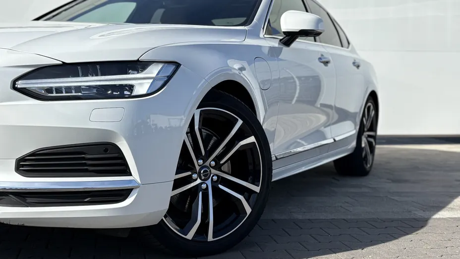 VOLVO S90 S90 T8 AWD Plug-In Hybrid Inscription aut