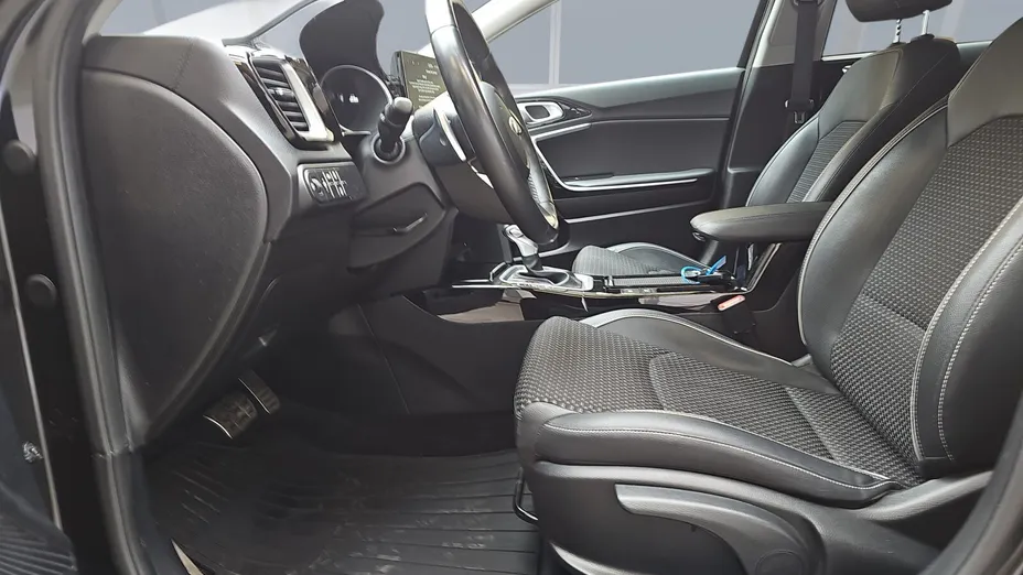 KIA Cee'd Ceed 1.6 CRDi SCR L DCT