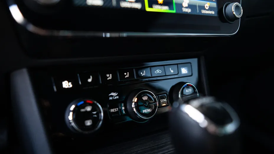 SKODA Superb Superb 2.0 TSI Style DSG