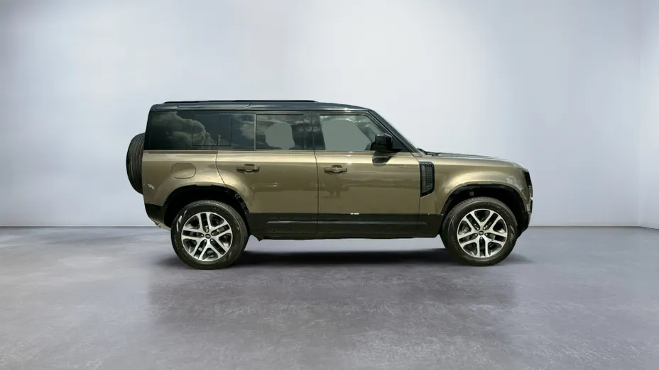 LAND ROVER Defender Defender 110 3.0 D300 mHEV X-Dynamic HSE