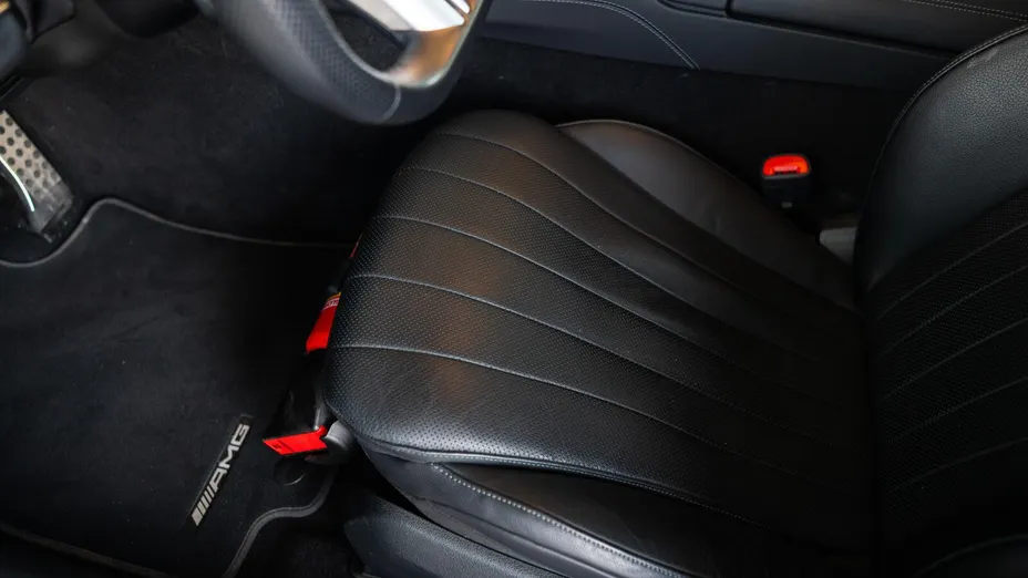 MERCEDES-BENZ E Klasa E 220 d mHEV 4-Matic AMG 9G-Tronic