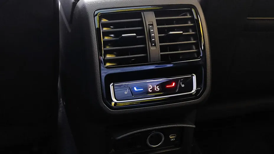 VOLKSWAGEN Arteon Arteon 2.0 TDI R-Line DSG