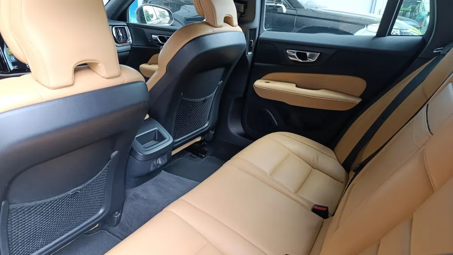 VOLVO V60 V60 T4 Inscription aut