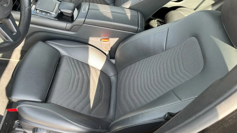 MERCEDES-BENZ GLB GLB 200 7G-DCT