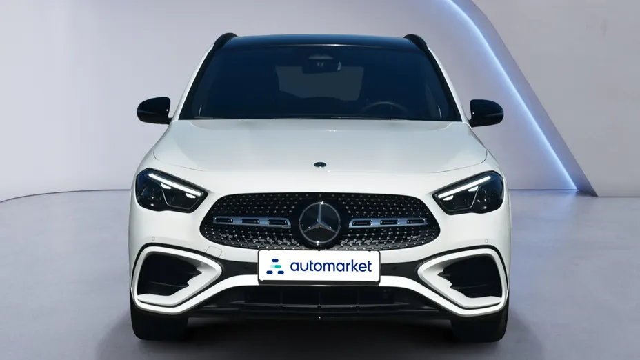 MERCEDES-BENZ GLA GLA 200 d AMG Line 8G-DCT