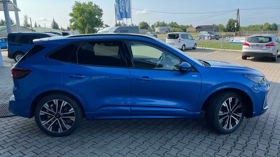 FORD Kuga Kuga 2.5 FHEV AWD ST-Line X eCVT Nowy