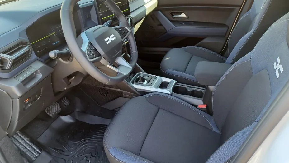 DACIA Duster Duster 1.6 Full Hybrid 140 Journey MMT Nowy