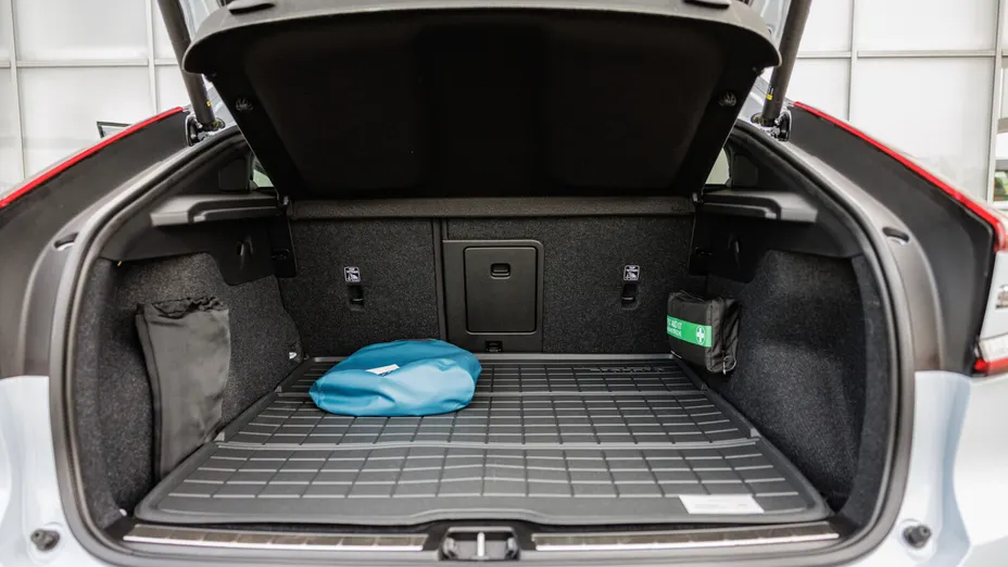 VOLVO C40 C40 Recharge Twin AWD Plus Nowy