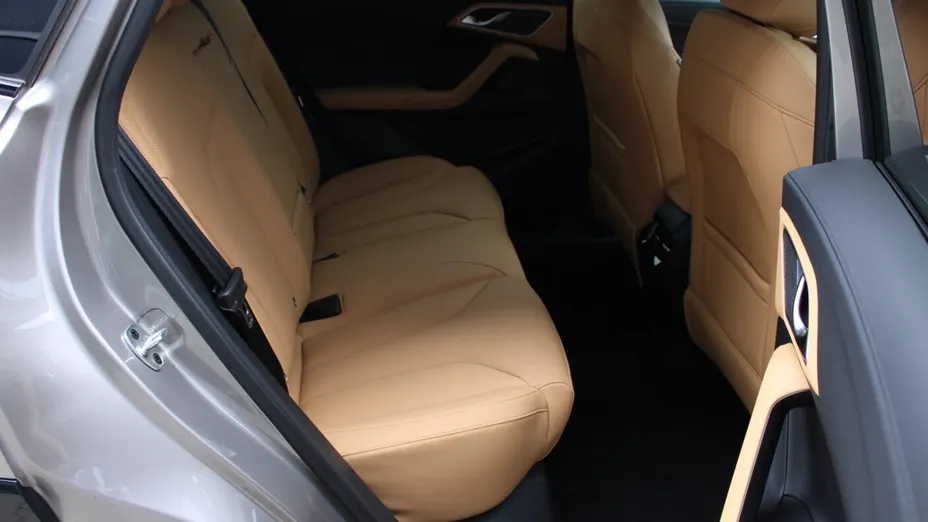 MG HS HS 1.5 T-GDI Exclusive DCT