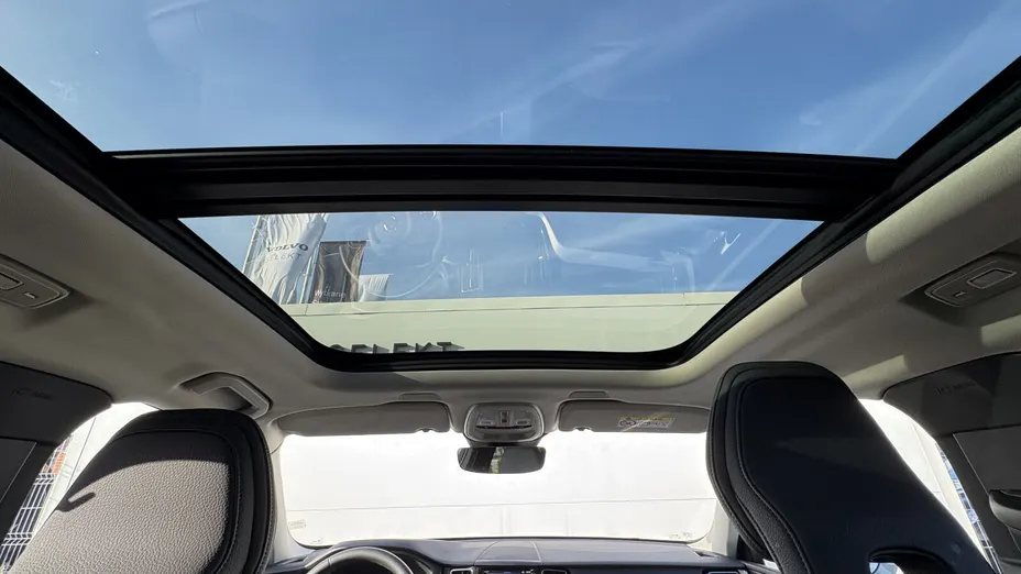 VOLVO XC60 XC60 T6 Plug-In Hybrid AWD Plus Bright aut