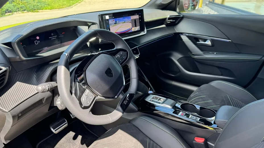 PEUGEOT 208 208 1.2 mHEV GT