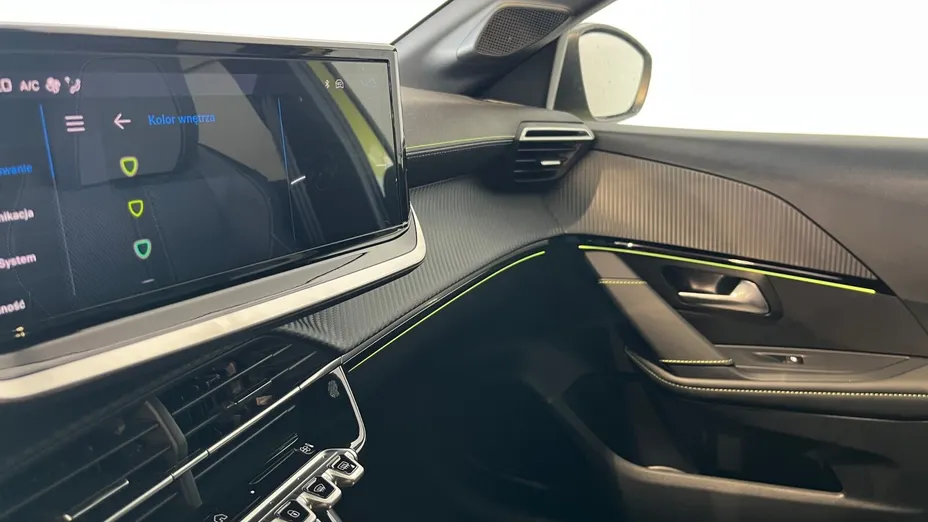 PEUGEOT 208 e-208 54kWh GT Nowy