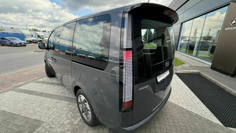 HYUNDAI Staria Staria 1.6 T-GDI HEV Smart Business aut Nowy