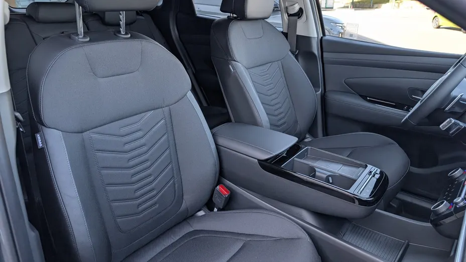 HYUNDAI Tucson Tucson 1.6 T-GDi HEV Smart 2WD aut Nowy