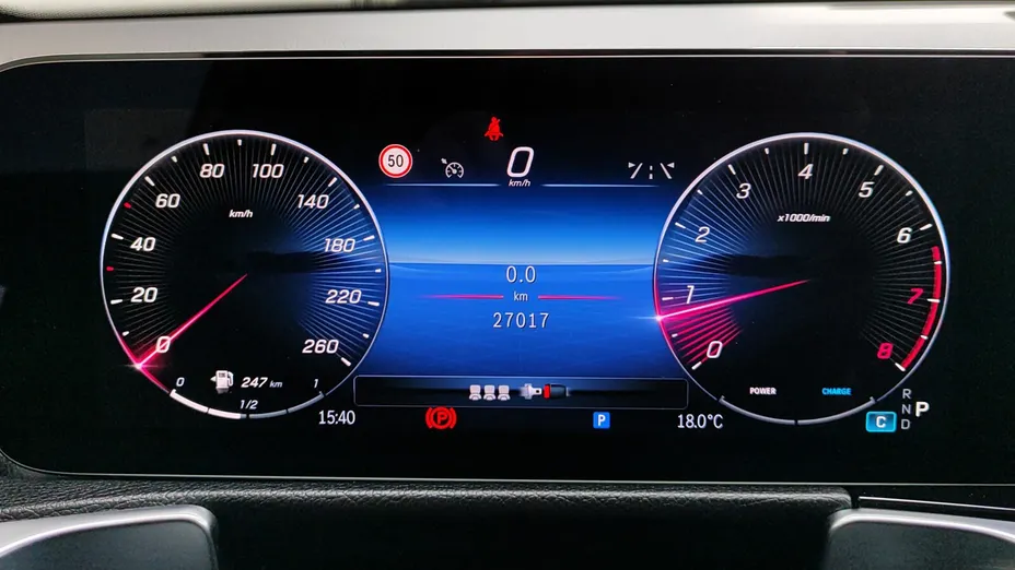 MERCEDES-BENZ GLB GLB 200 mHEV Progressive 7G-DCT