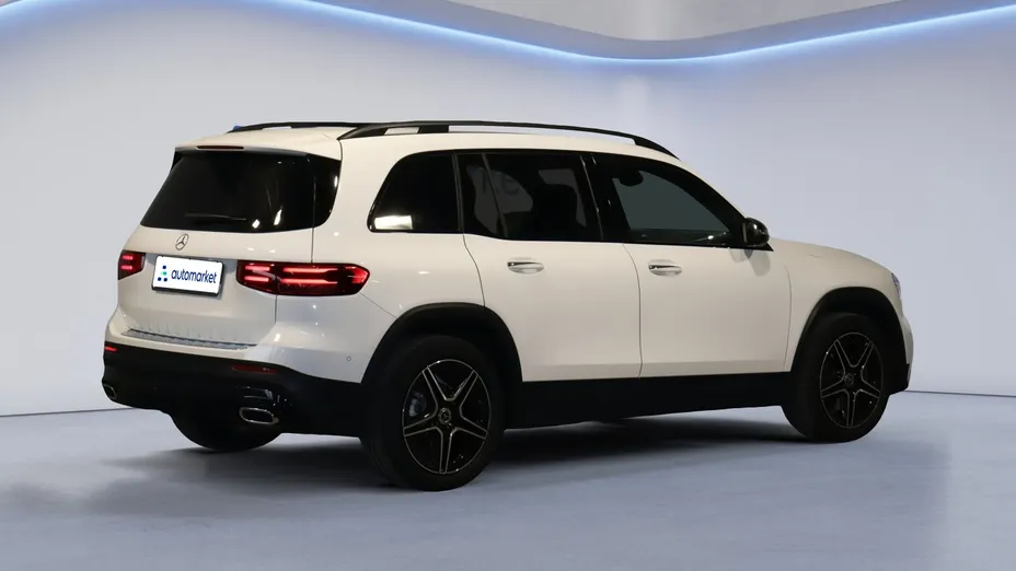 MERCEDES-BENZ GLB GLB 200 mHEV AMG Line 7G-DCT