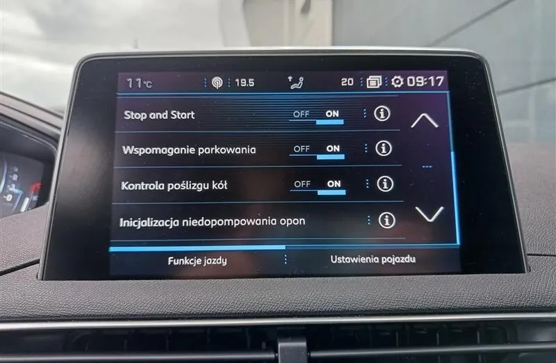 PEUGEOT 5008 5008 1.6 PureTech Allure S&S EAT8