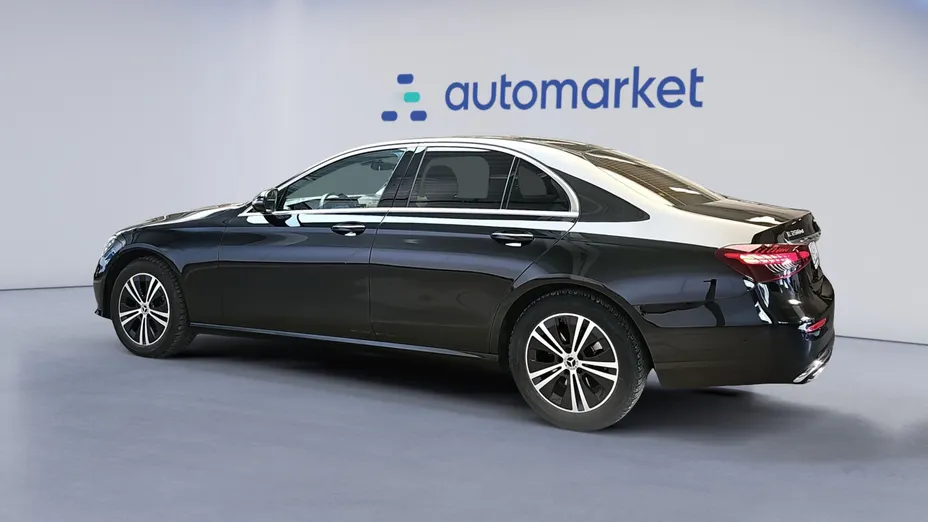MERCEDES-BENZ E Klasa E 220 d
