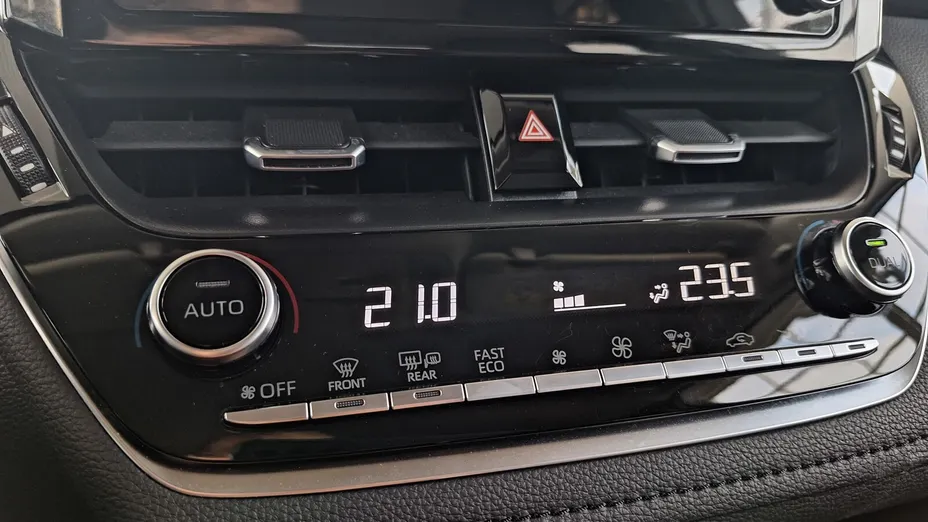 TOYOTA Corolla Corolla 1.5 Comfort MS