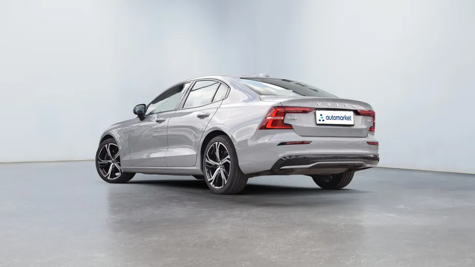 VOLVO S60 S60 B4 B Plus Dark aut