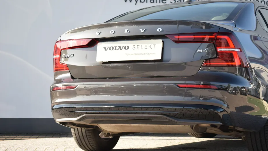 VOLVO S60 S60 B5 B AWD Ultimate Dark aut