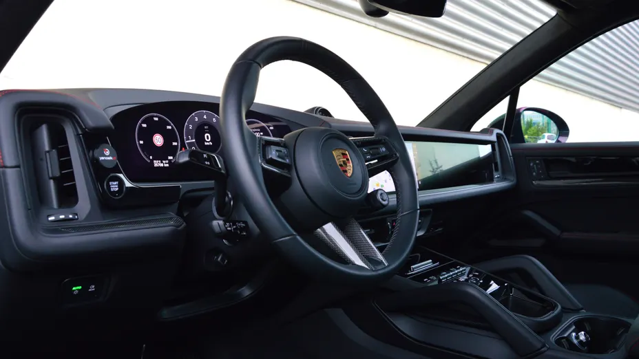 PORSCHE Cayenne Cayenne GTS