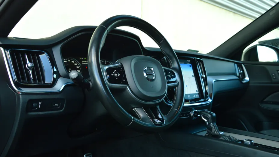 VOLVO S60 S60 T4 Drive-E R-Design Kinetic aut