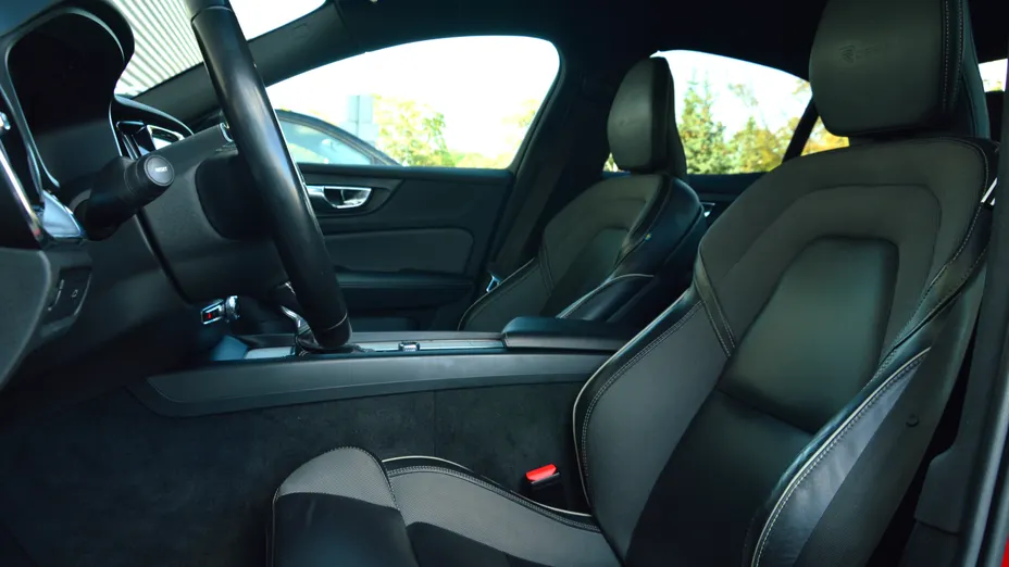 VOLVO S60 S60 T4 Drive-E R-Design Kinetic aut
