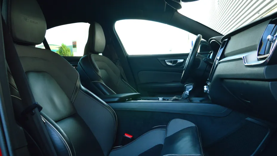 VOLVO S60 S60 T4 Drive-E R-Design Kinetic aut