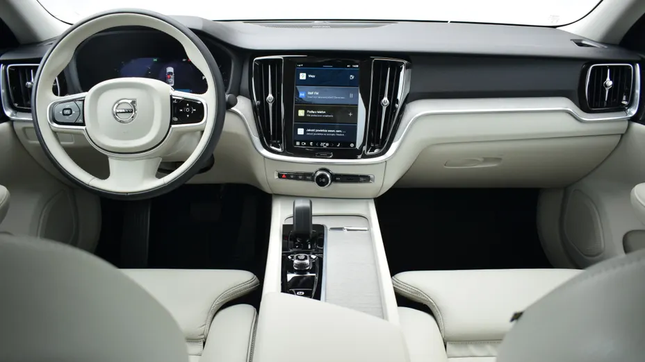 VOLVO S60 S60 B5 B AWD Ultimate Dark aut