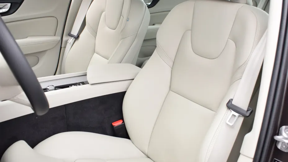 VOLVO S60 S60 B5 B AWD Ultimate Dark aut