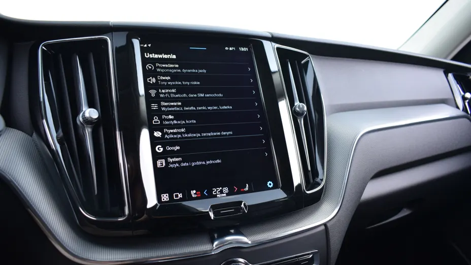 VOLVO XC60 XC60 B4 D Plus Dark aut