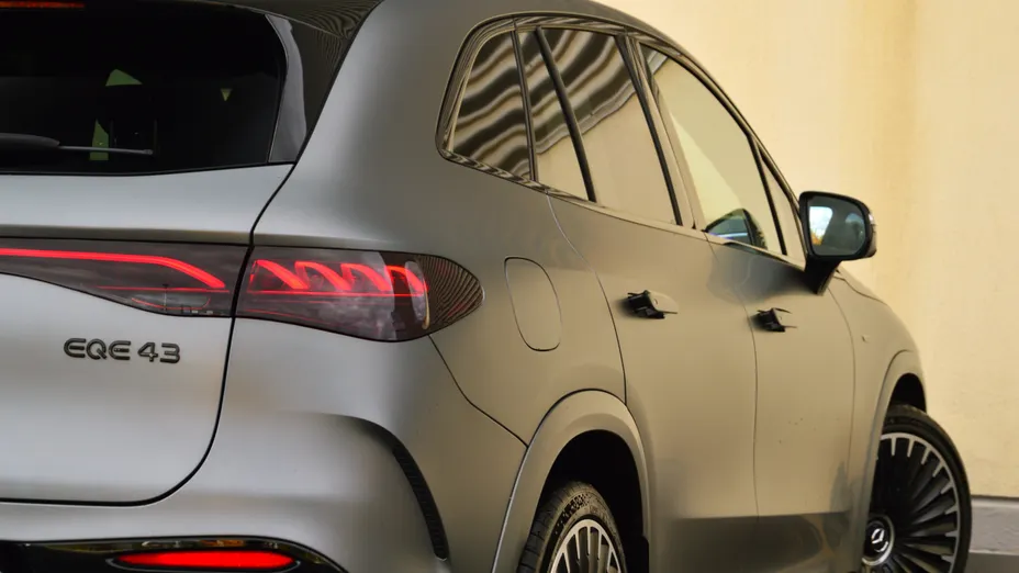 MERCEDES-BENZ EQE SUV AMG EQE 43 90.5kWh 4-Matic