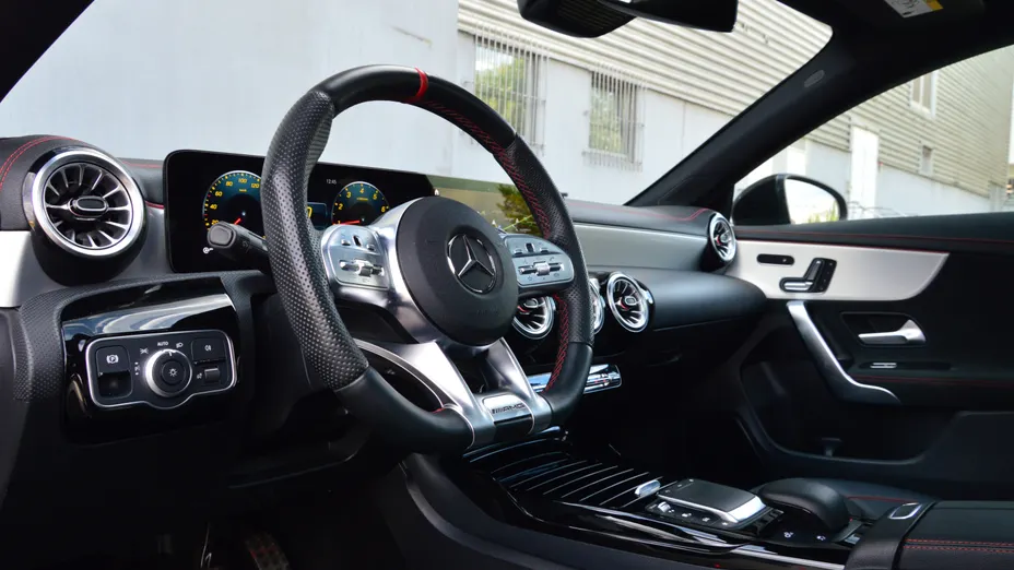 MERCEDES-BENZ CLA AMG CLA 35 4-Matic 7G-DCT