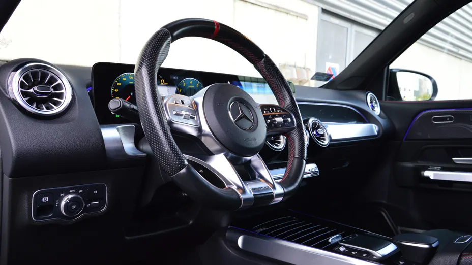 MERCEDES-BENZ GLB AMG GLB 35 4-Matic